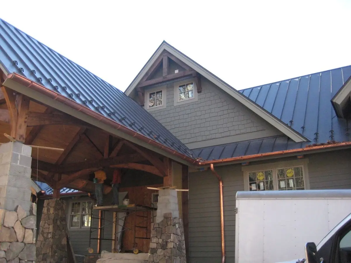 Craftsman Roofing team delivering quality roofing work in Moon Valley